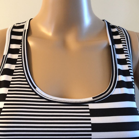 RBX Performance tank top. Size M. Black and white stripe - Picture 2 of 6